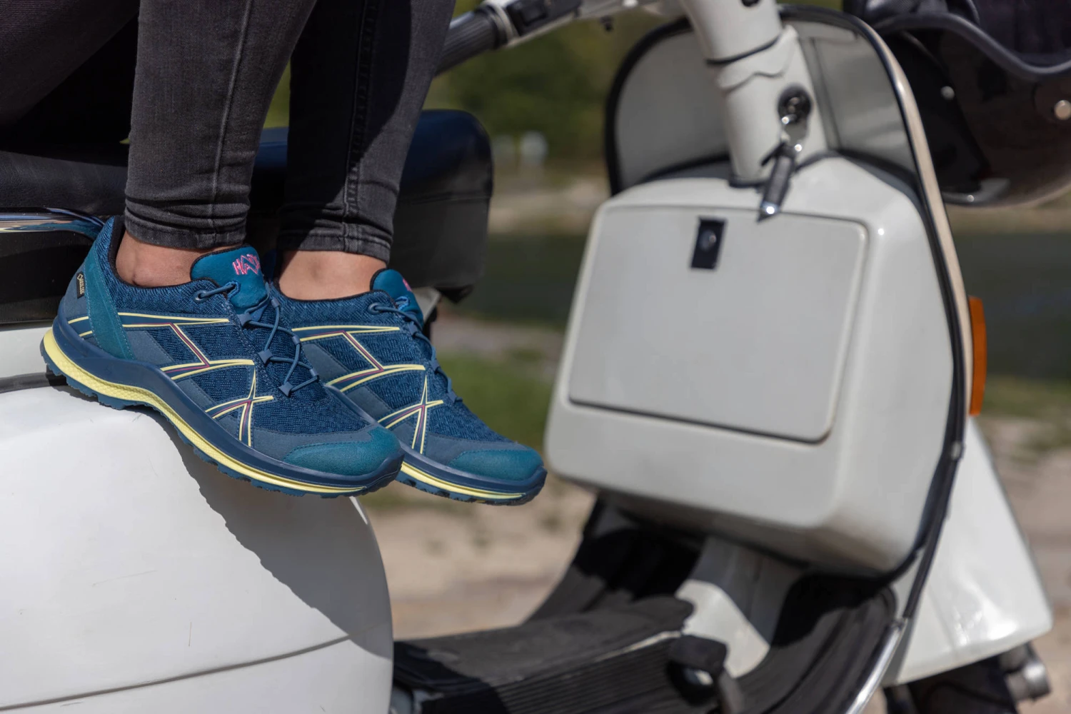 HAIX Black Eagle Adventure 2.2 GTX Ws Low Night-Lemon Ulkoilukengät - Image 3