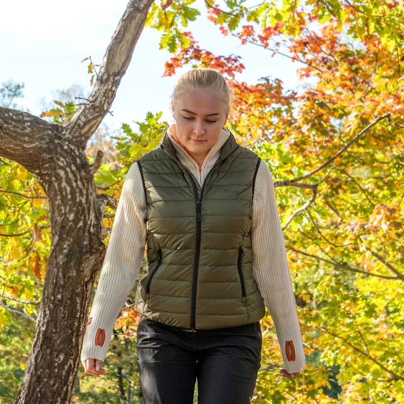 Dovrefjell Kevyt Untuvaliivi Miehet, Grape Leaf - Image 7