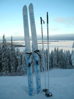 Eräsukset, KARSKI Sukset 200cm + Siteet + 150cm Sauvat