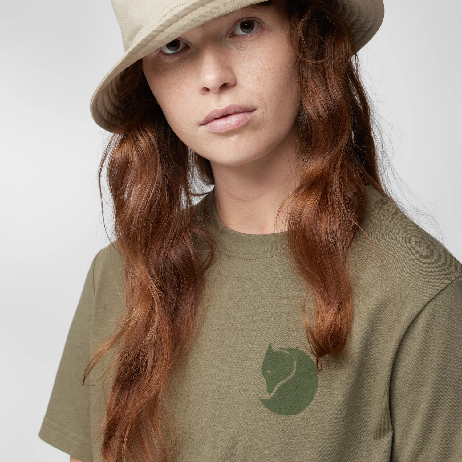 FJÄLLRÄVEN Fjällräven Boxy Logo Tee W Green - Image 4