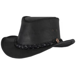 Salon Street Traveller Nahkahattu